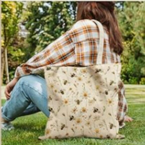Floral Bumble Bee Canvas Tote Bag with Pockets - Aesthetic Reusable Totes - Picture 6 of 6
